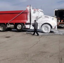 Load image into Gallery viewer, Sinister Xtreme Touchless Truck Wash Soap 1 GAL JUG