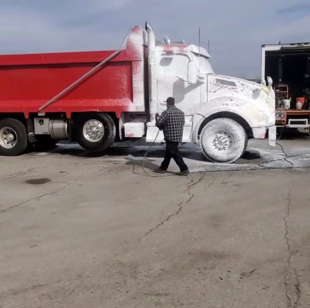 Touchless Truck Wash Soap